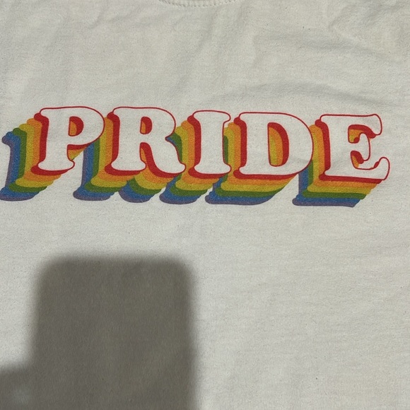 Pride t shirt Y2K  size medium - Picture 3 of 5